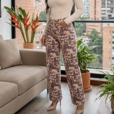 Pantalón Carmesí Libertad Amplia