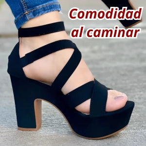 Altiva Black – Tacones de Poder y Estilo