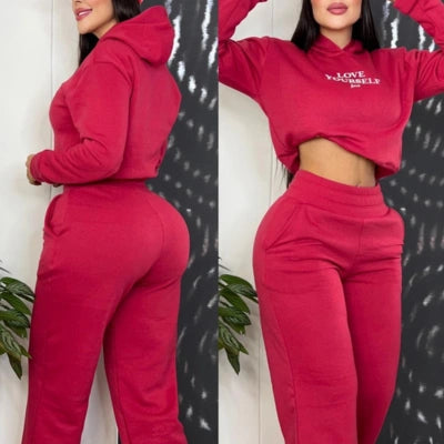 El Conjunto — Buzo Crop Hoodie + Pantalón Bota Recta