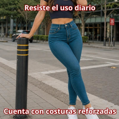 Jean Actitud Clásica Yarena